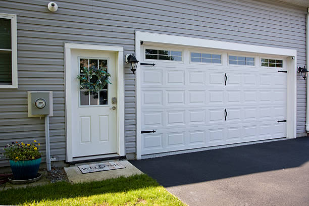 24/7 Emergency Garage Door Panel Replacement experts in Weaverville, CA